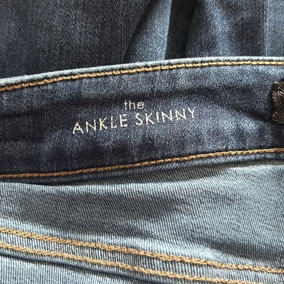 LIVERPOOL PETITE ABBY ANKLE SKINNY HIGH PERFORMANCE DENIM. 12P. - Picture 7 of 7
